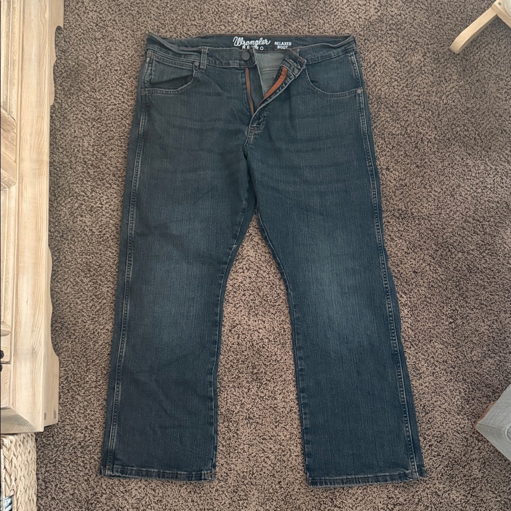 Wrangler retro relaxed boot jeans size 36x30